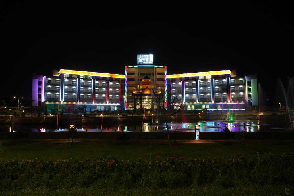Naypyidaw Mingalar Thiri酒店 外观 照片